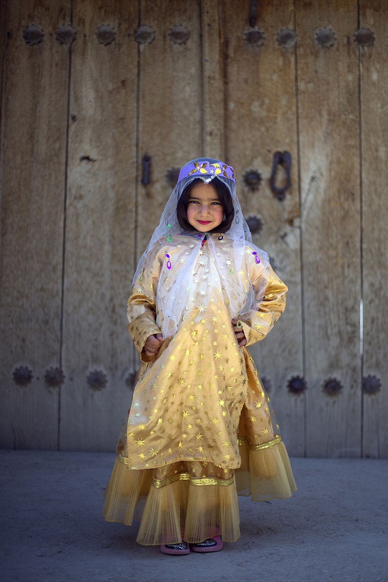 لباس سنتی مردمان اصفهان در یک نگاه